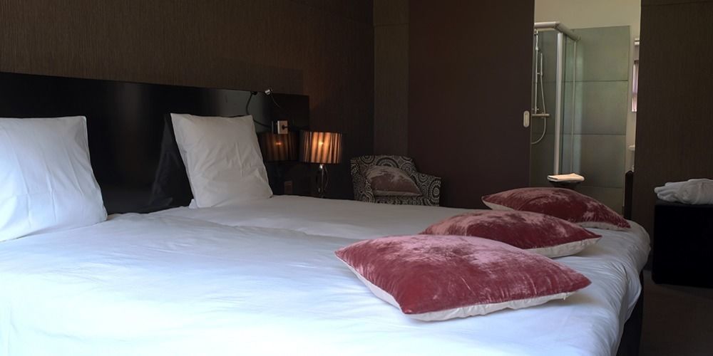 Hotel Villa Tilia レティ エクステリア 写真